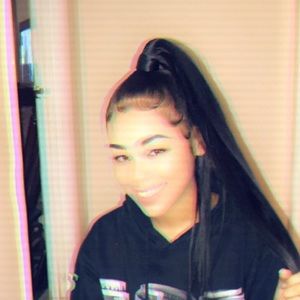 Meet your Posher, Jada